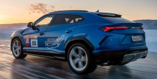 Urus ngày càng quyến rũ khi phá kỷ lục tốc độ cao trên đường băng